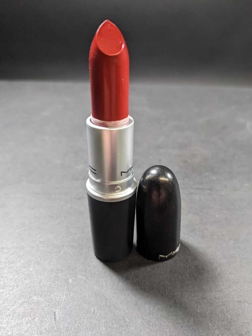 NEW MAC Authentic Red Cremesheen Lipstick